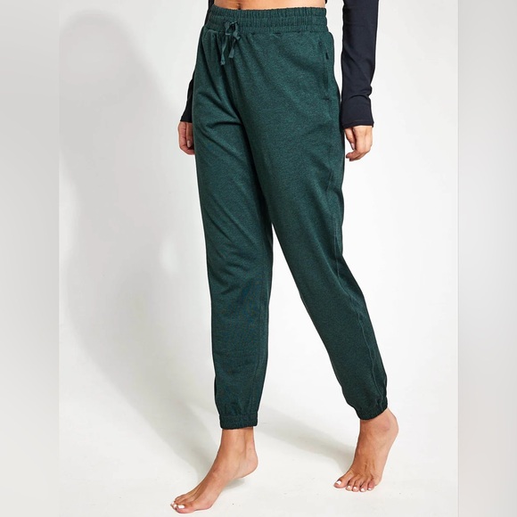 girlfriend collective Pants - Girlfriend Collective ReSet Joggers Moss Green